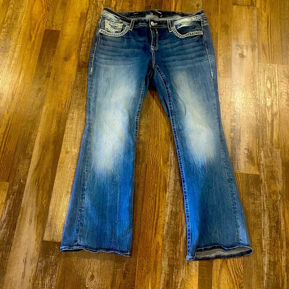 Vigoss Woman’s Size 18 Heritage Fit Boot Cut Jeans